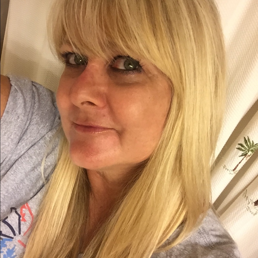 Meet your Posher, Rebecca