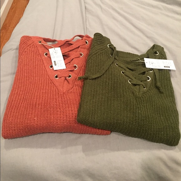 Only Peach Left🚨Lace-up Sweater - Picture 2 of 5