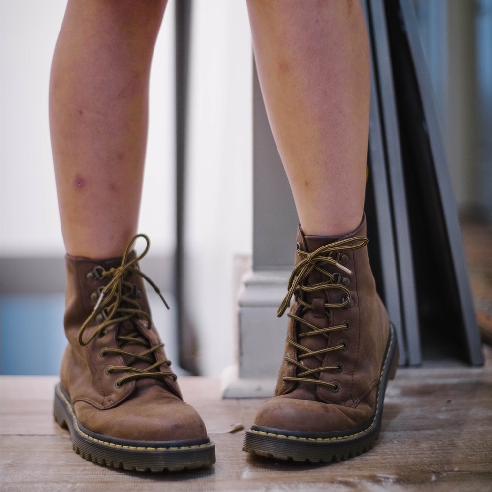 Dr. Doc Martin Air Wair Boots Size 10