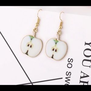 ☀️ "Apple Slice" Dangle Earrings 🍎