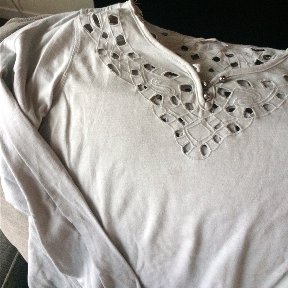 Thyme & Honey Long Sleeve Shirt With Cutout Detail - Picture 4 of 4