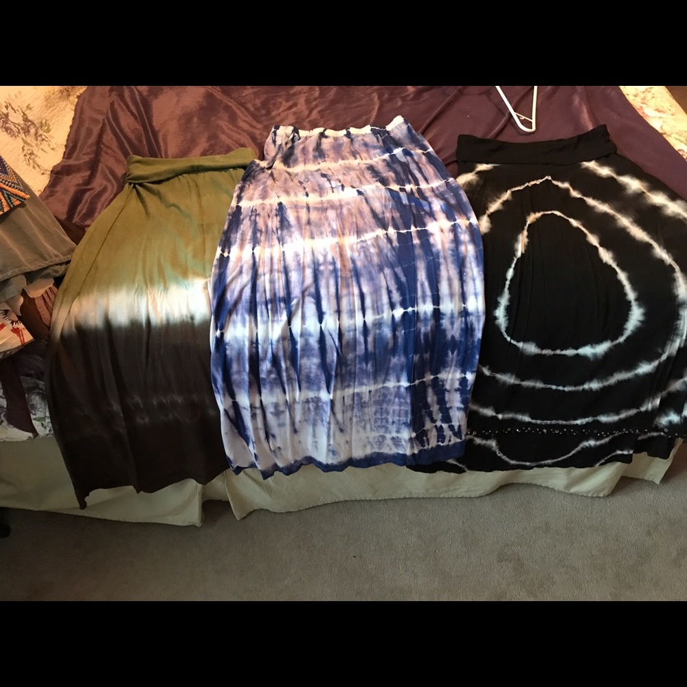 Maxi skirts