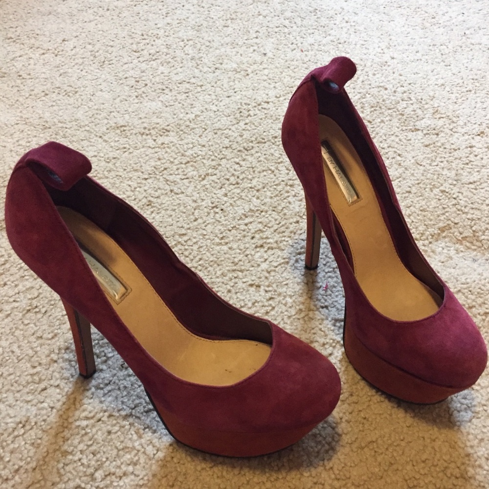Halston Heels