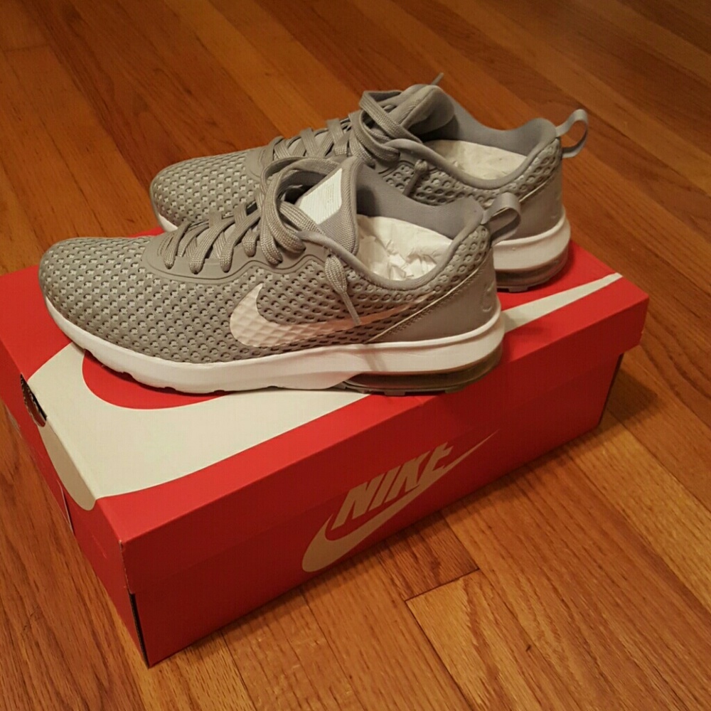 Nike Air/like new