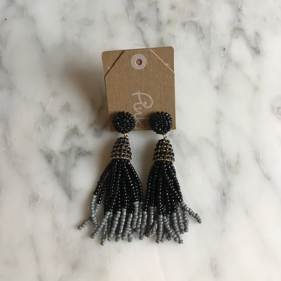 Jewelry - NWT Beaded tassel earrings in black Jewelry - NWT Beaded tassel earrings in black