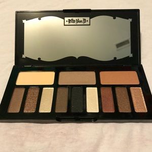 Kat Von D Shade + Light Eye Pallett