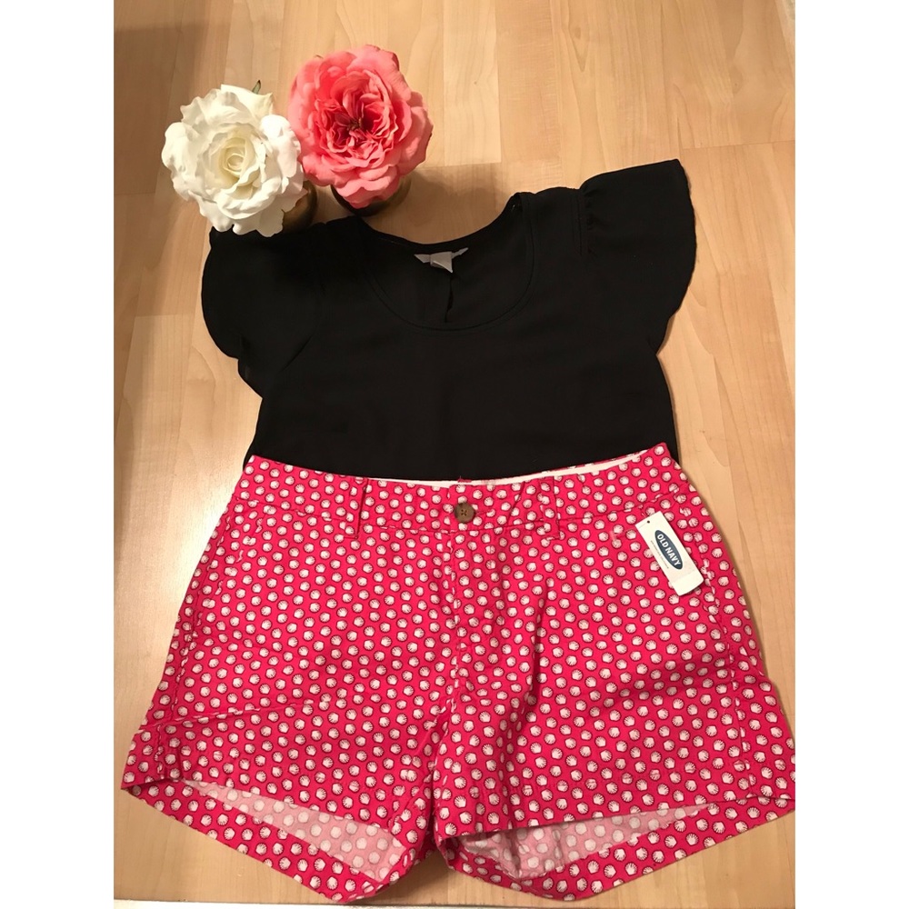 Old Navy Pink and White Shell Printed Shorts