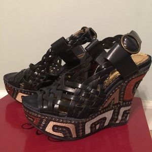 Naughty Monkey wedges size 6.5