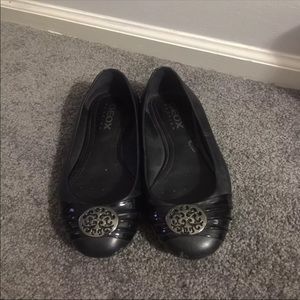 BLACK GEOX FLATS(8.5)