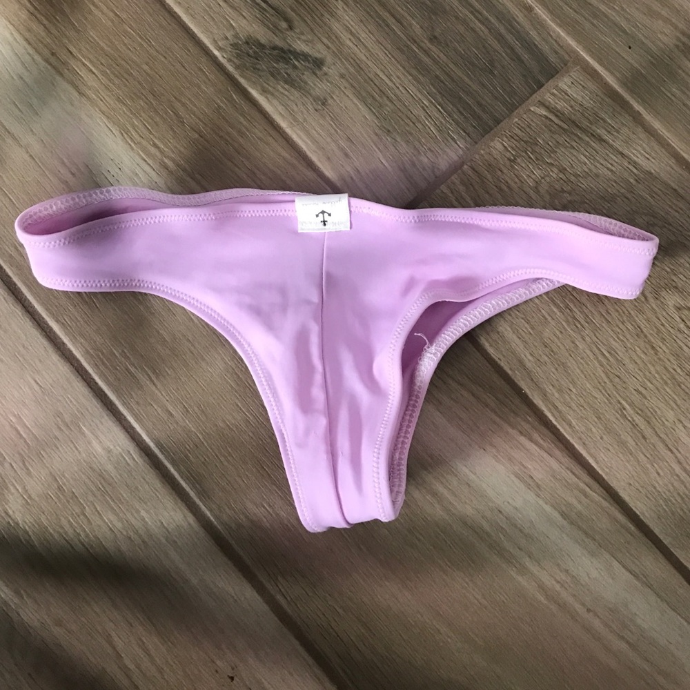 Cheekie bikini bottoms!