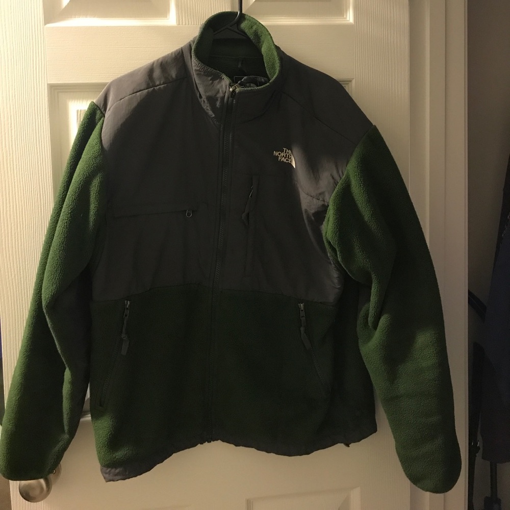 Men's medium green north face zip up jacket