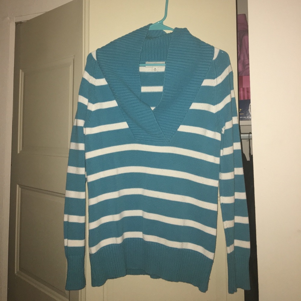 Merona Blue and white sweater