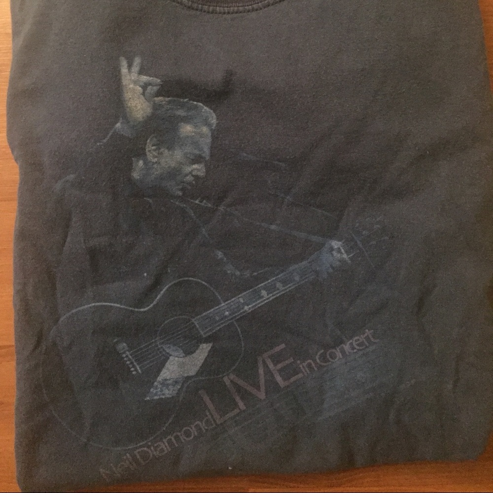 Faded Neil diamond vintage 2001 Tour Shirt