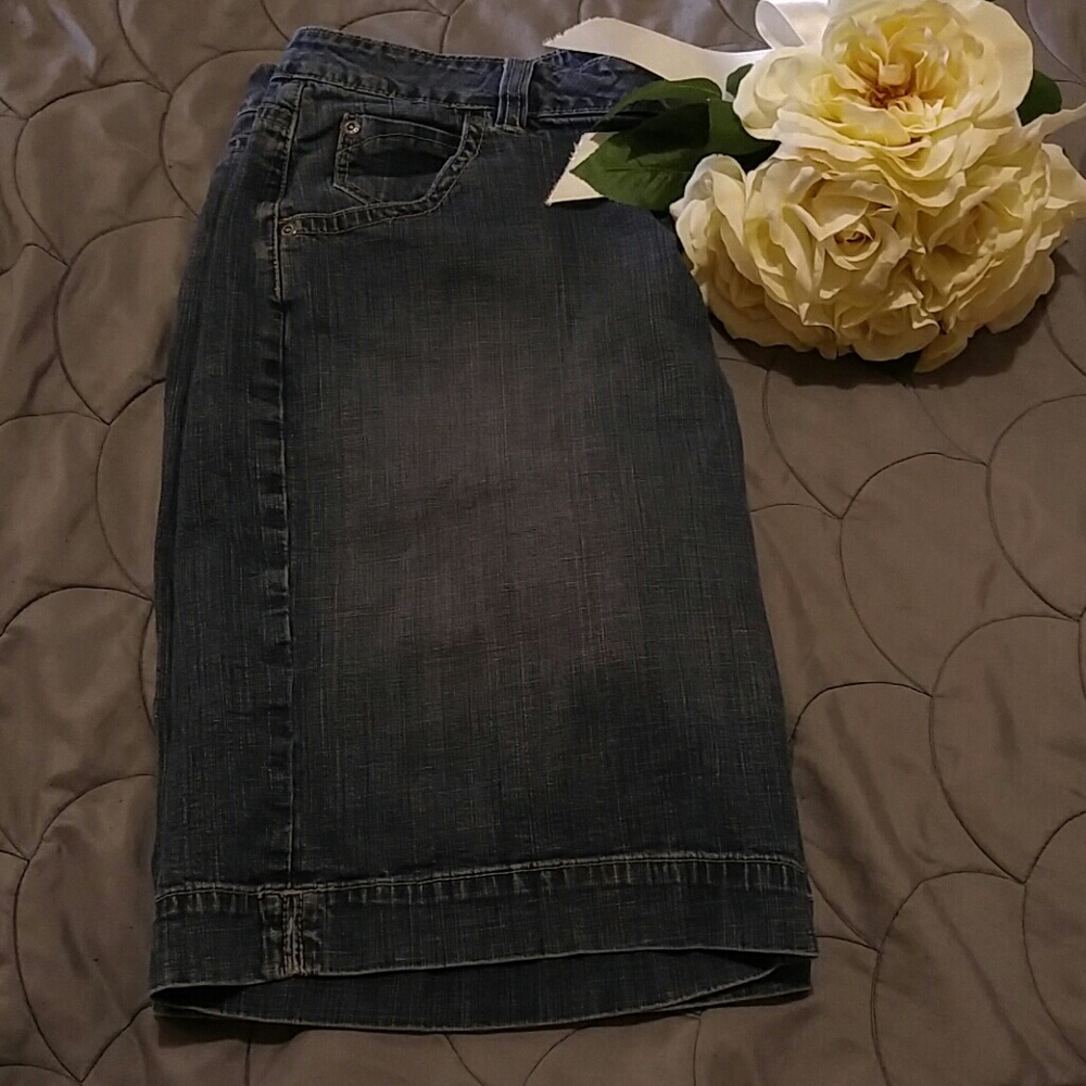 Women's Jean Shorts