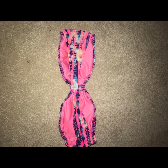 PINK strapless bedazzled  Aztec bandeau 😍🔥 - Picture 2 of 3