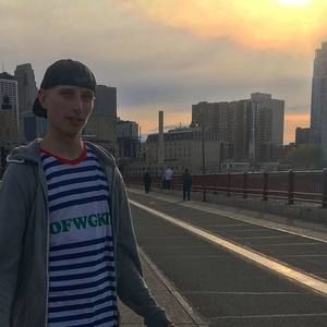 Meet your Posher, Jake