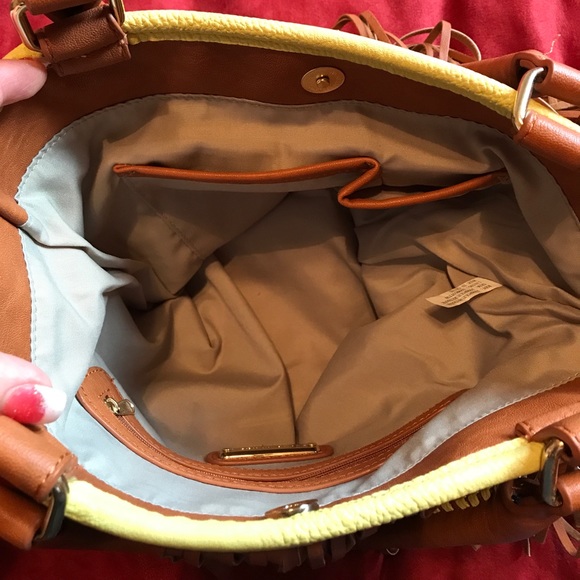 Steve Madden Fringe Purse - Picture 4 of 5