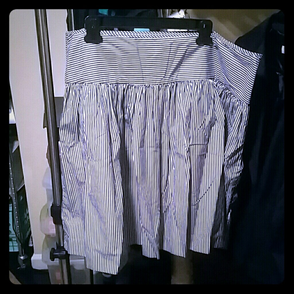 Gap skirt size 18