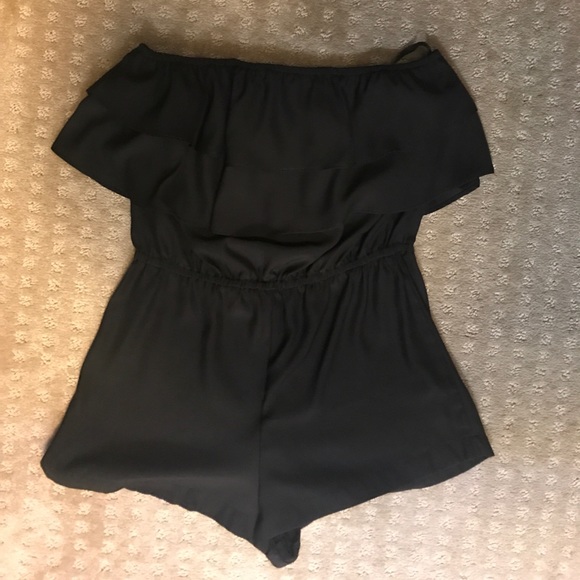 Blue life black ruffle romper size small - Picture 4 of 4