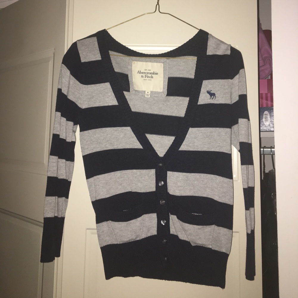 Abercrombie and Fitch - Grey and Blue Sweater