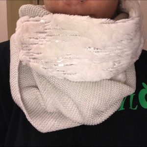 NWT Infiniti scarf