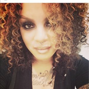 Meet your Posher, Tori