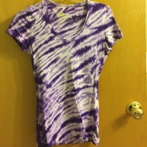 Nollie purple and white scoop neck
