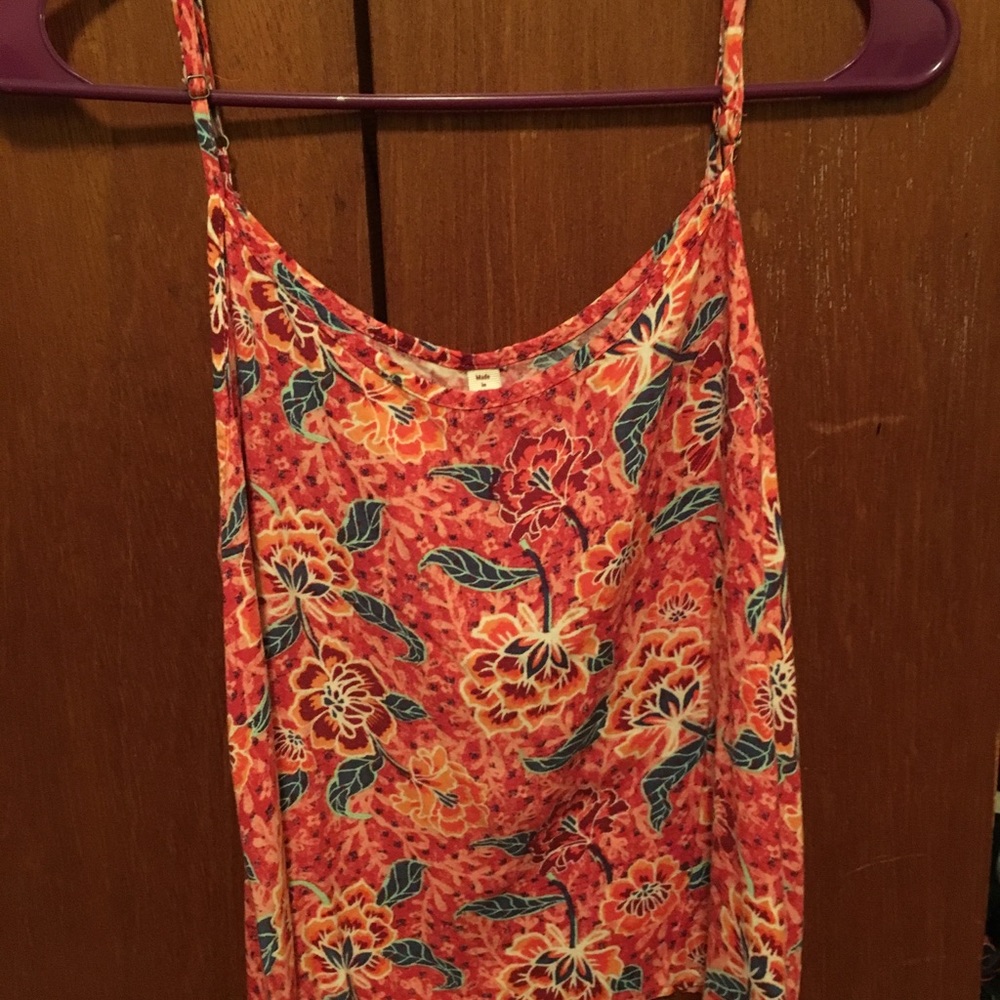 Floral cropped tank