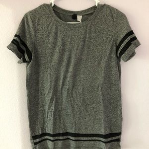 Grey t-shirt