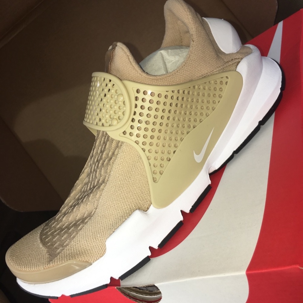 Nike sock dart