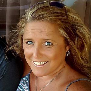 Meet your Posher, Angie