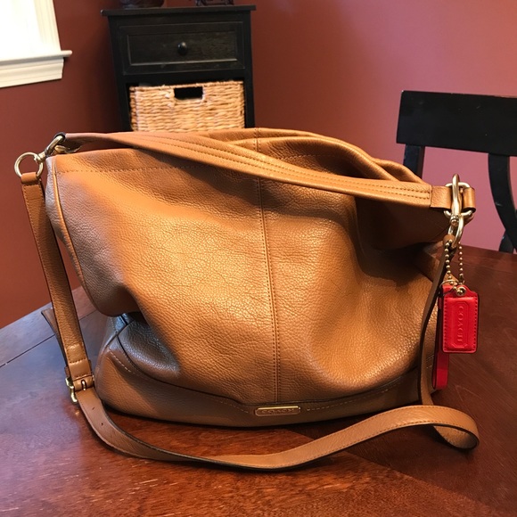Coach Handbags - Coach leather hobo bag