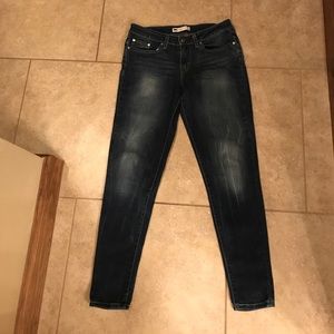 E.C ! Distressed Style Levi's Jeggings Sz 10