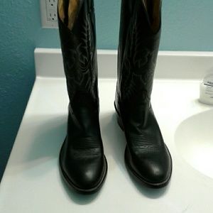 Tony Lama cowboy boots