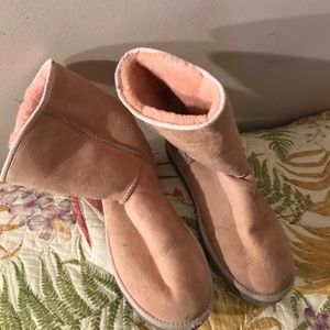 Pink Uggs Size 10