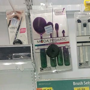 Meet your Posher, Linda