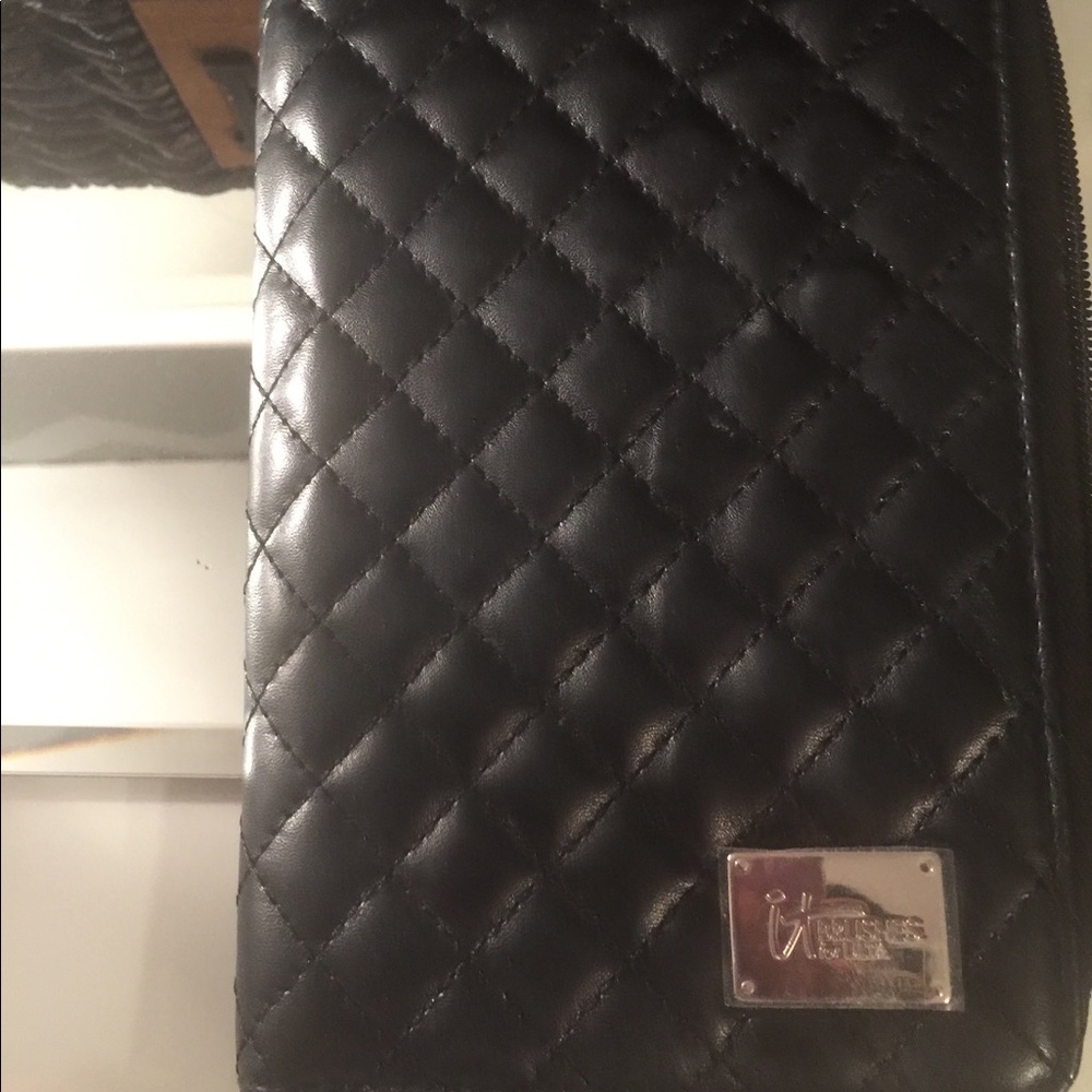 Sold - Picture 2 of 5