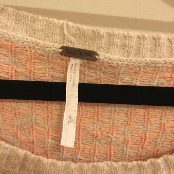 Free People light pink leopard sweater - Picture 6 of 6