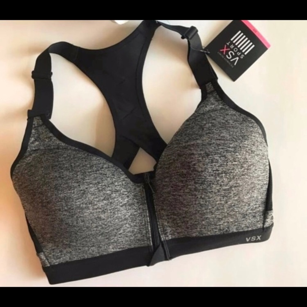 NWT Victoria Secret Incredible Sports Bra