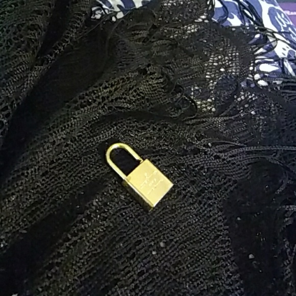 A Louis vuitton lock - Picture 2 of 4