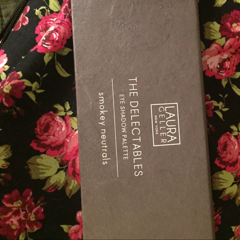 Laura Geller Smokey Neutrals Palette