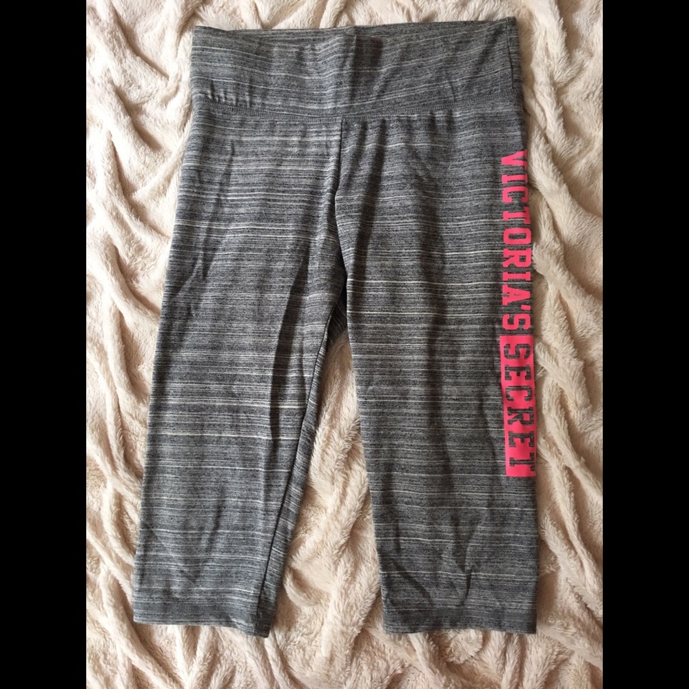 PINK yoga leggings