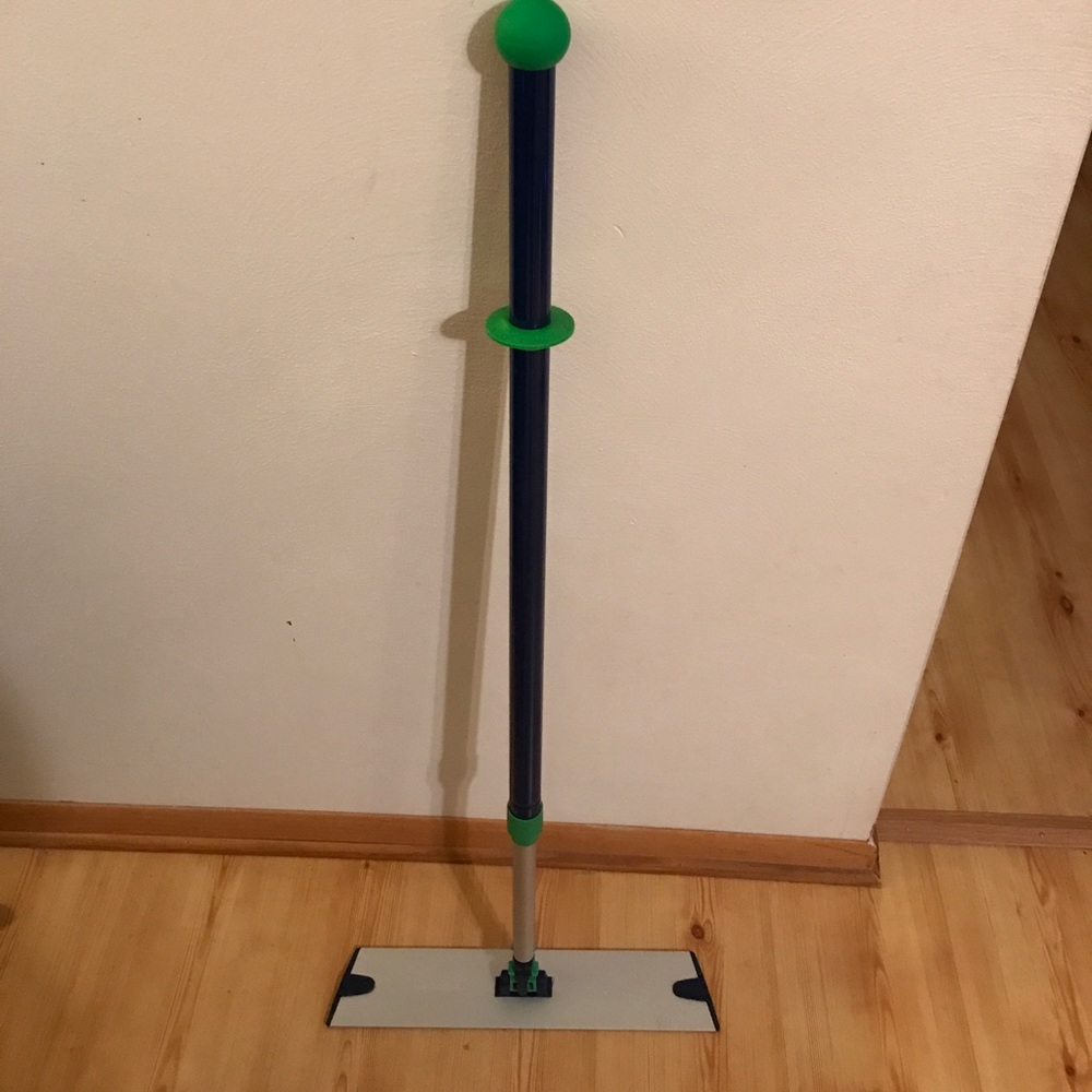 Norwex mop handle & base