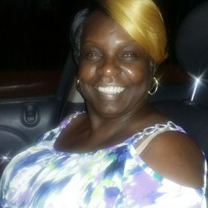 Meet your Posher, Cynthia