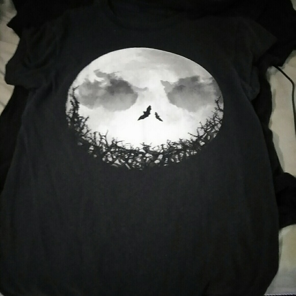 Men's medium, BNWOT Nightmare Before Shirt - Picture 2 of 2