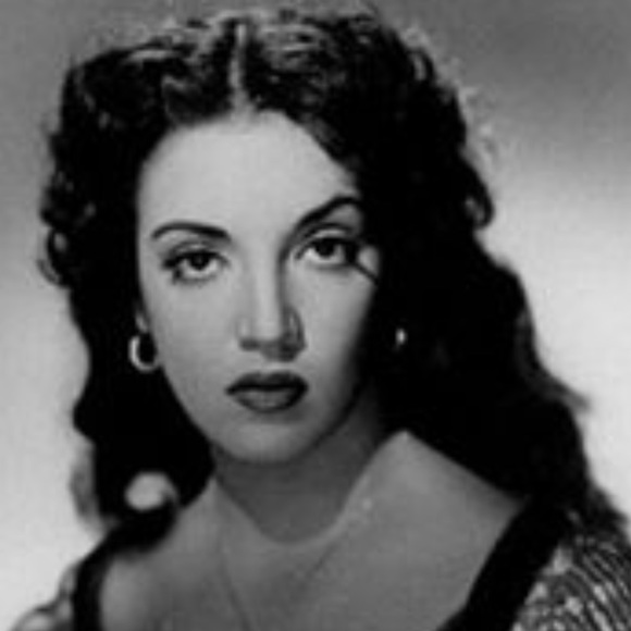 Meet your Posher - Picture 3 of 5