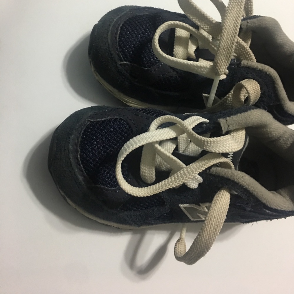 Kids sneakers