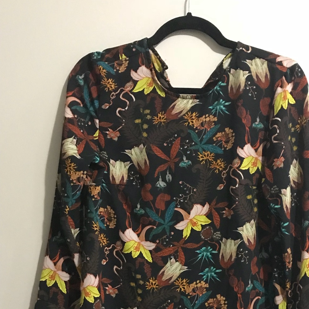 Floral long sleeved tunic