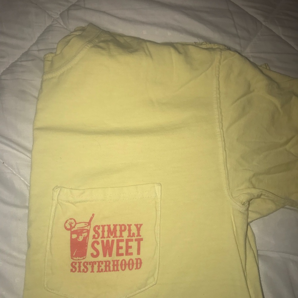 Alpha phi tee
