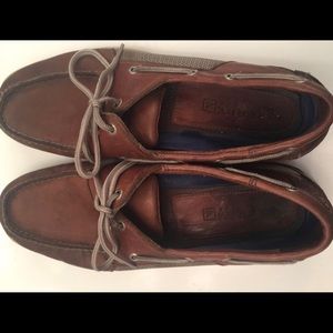 Men’s Sperrys Size 12